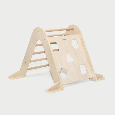 Natural wood Montessori-style climbing triangle for toddlers, foldable with smooth rounded rungs, 79 × 84 × 90 cm